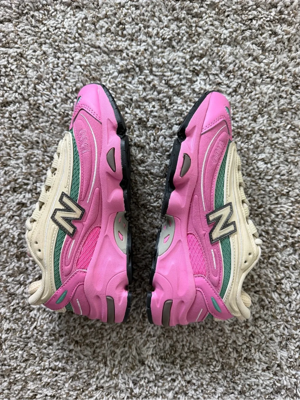 New Balance 1000 Pink Green Cream Running Sneakers - Picture 1 of 10